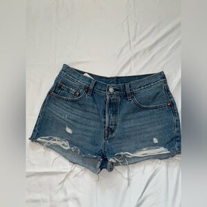 Levi’s 501 High-Rise Distressed Denim Shorts W27